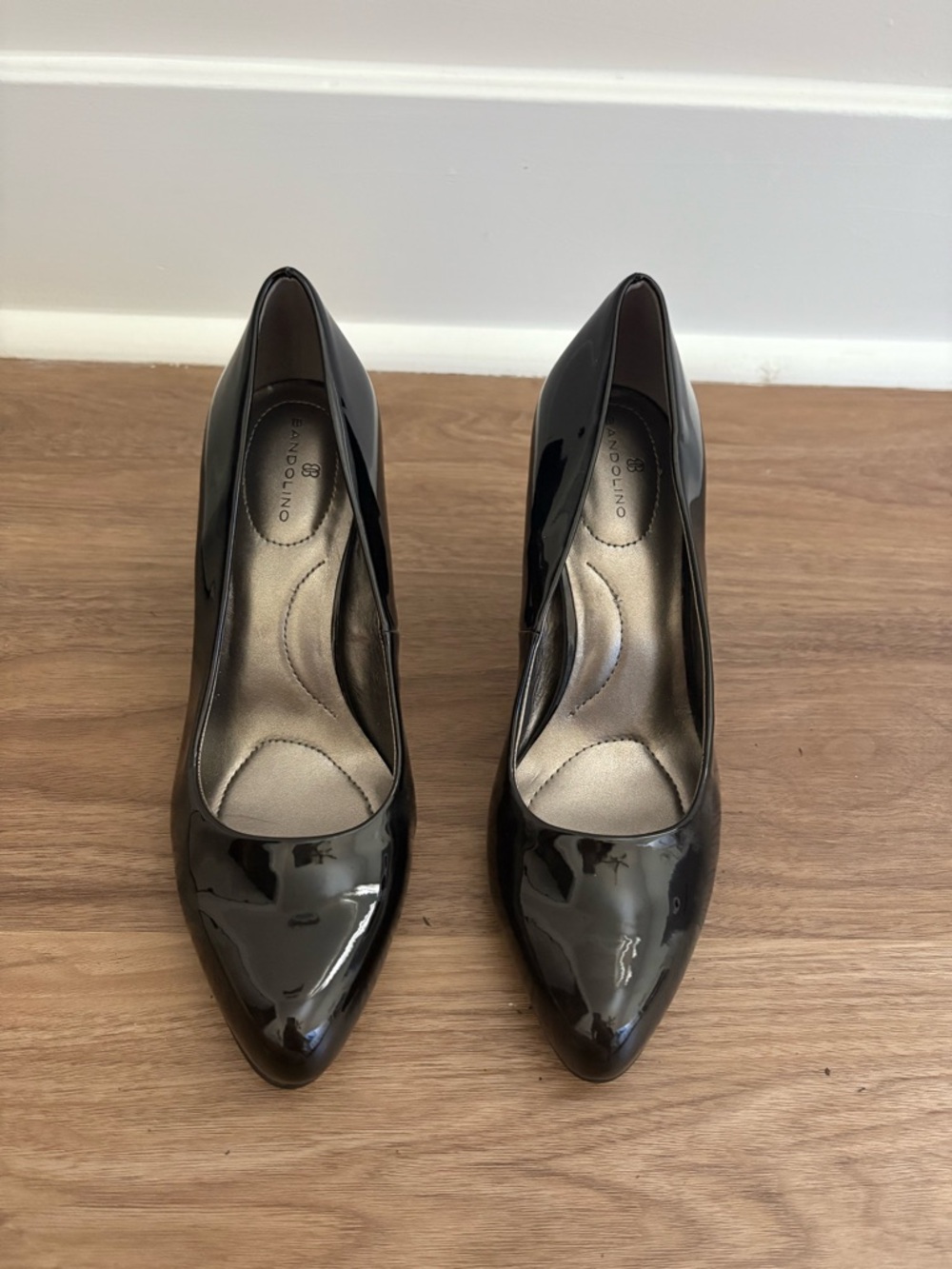 Black Pointed Pumps